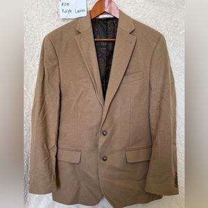 Ralph Lauren
Cashmere Suit Jacket
Size 42L